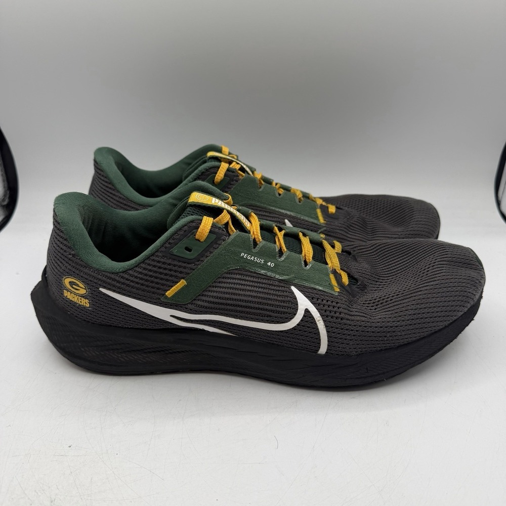 Nike Pegasus 40 Green Bay Packers Running Shoes Mens Sz 13 Black Green Sneakers